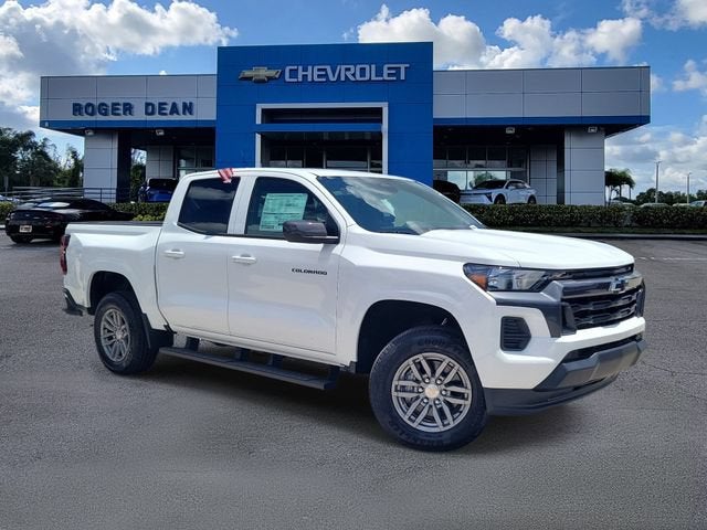 2026 Chevrolet Colorado LT in Summit White — front three-quarter view