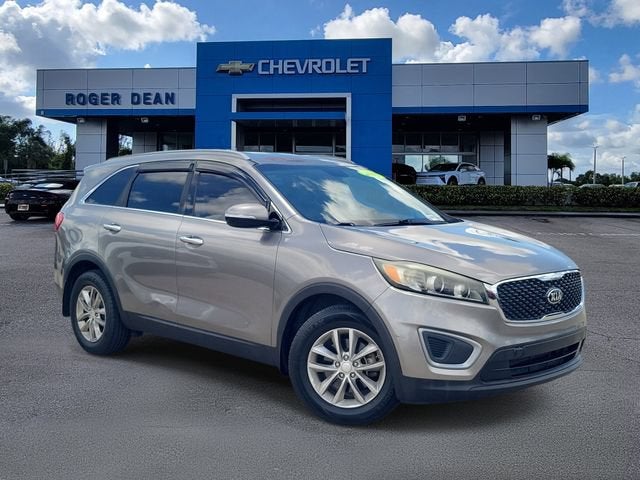 2017 Kia Sorento LX in Titanium Silver — front three-quarter view
